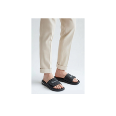 New Nike Slippers