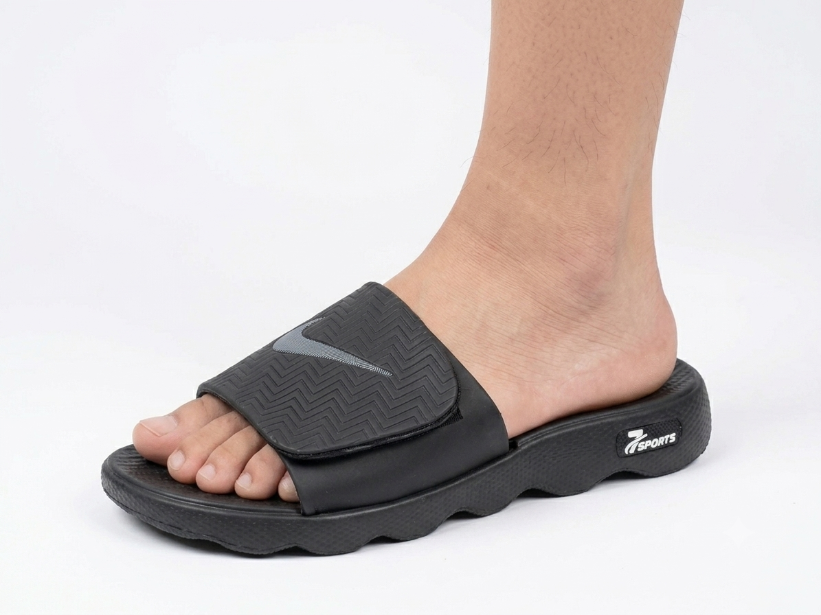 New Nike Slippers